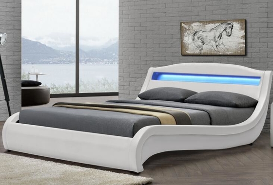 Doppelter weißer LED-Polsterbett-Rahmen mit Licht-kleinem ledernem aufgefülltem Pferdeschlitten-Bett