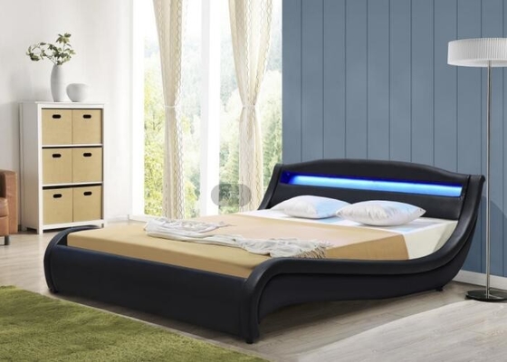 Polsterbett-Sperrholz ROSH LED hölzerner Bett-Rahmen schwarzer Faux-lederner König-Size Low Modern