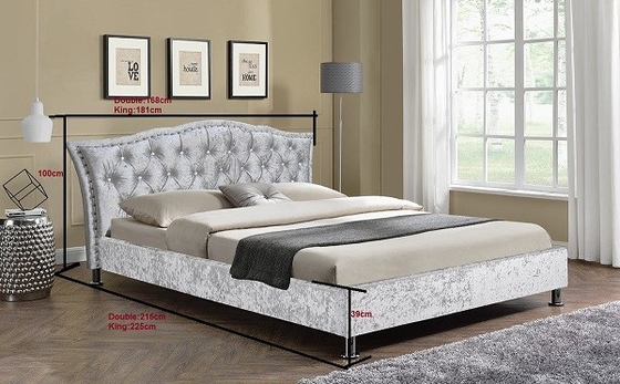 Luxuriöser Bett-Rahmen König-Size Velvet Fabric mit durchgeheftet und Crystal Headboard