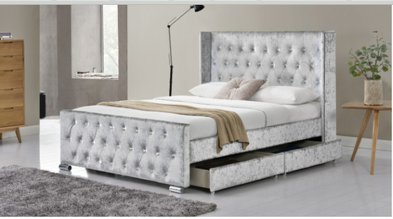Tufted Storage velevt Bett mit LED-Licht und Diamantknöpfe
