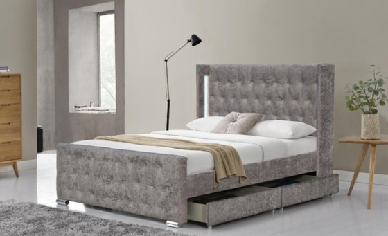 Tufted Storage velevt Bett mit LED-Licht und Diamantknöpfe
