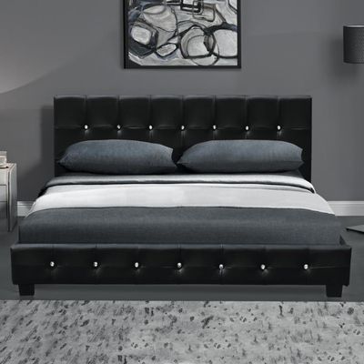Gepolstertes ledernes Bett Cristal Knopf