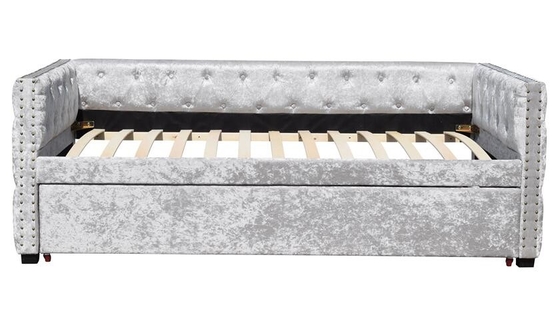 Der gepolsterte Zerstampfungs-Samt rollen Daybed